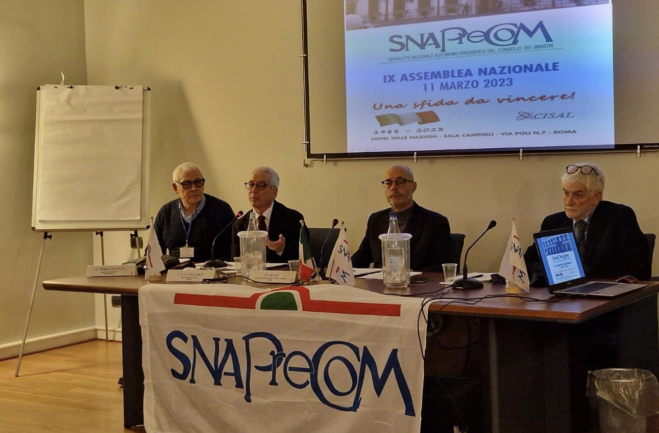 Immagine di copertina di: Il Segretario Generale, Francesco Cavallaro, alla IX assemblea nazionale dello Snaprecom Cisal 